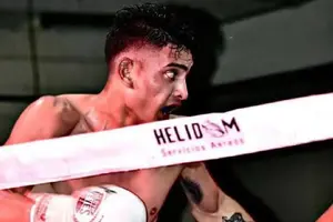 Alejandro Estrada, prospecto del boxeo mexicano, se prepara para su combate ante Armando Moreno