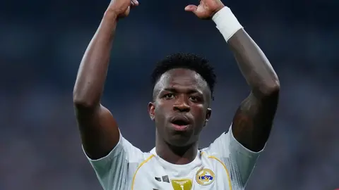 ¡Aquí mando yo! Vinicius Jr se queda en la banca ante el Real Oviedo