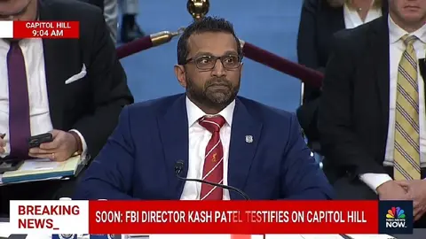 Kash Patel sorprende en el Senado con una corbata del Liverpool durante su comparecencia