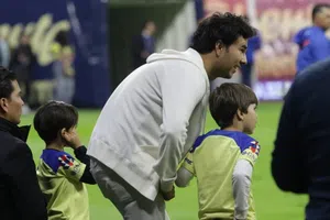 Checo Pérez revela el mensaje de aliento que le dio su hijo al firmar con Cadillac