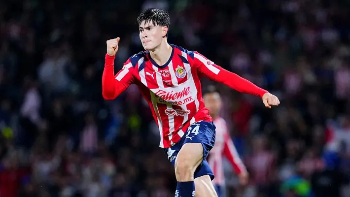 ¡Capital Rojiblanca! Chivas sacó seis de sus seis puntos disputados en la CDMX