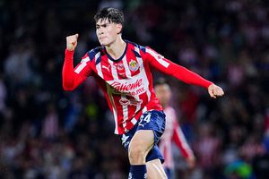 ¡Capital Rojiblanca! Chivas sacó seis de sus seis puntos disputados en la CDMX