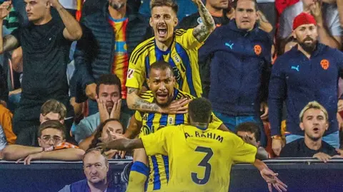¡Remontada histórica! Real Oviedo vence al Valencia en Mestalla