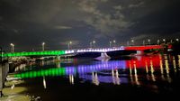 Edificios del mundo se iluminan de tricolor para celebrar la Independencia de México