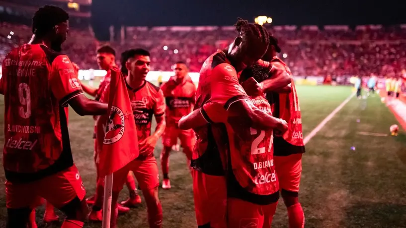 Cruz Azul pierde el invicto ante Xolos de Tijuana y se aleja del liderato