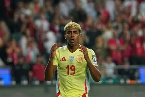 ¿Qué le pasó a Lamine? El juvenil de España se pierde gol increíble ante Turquía