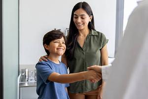 Regreso a clases 2025-2026: Certificado médico GRATIS en estas alcaldías