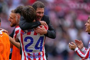 Diego Simeone habló tras llorar en la banca en la goleada ante el Real Madrid: "Hay muchas emociones"