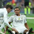 Alexander-Arnold abandona el Real Madrid vs Marsella por lesión