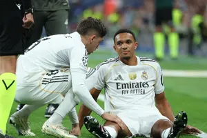 Alexander-Arnold abandona el Real Madrid vs Marsella por lesión