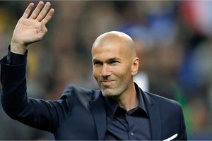 Zinedine Zidane apunta a ser el sucesor de Didier Deschamps como entrenador de Francia