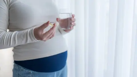 ¿Tomar paracetamol en el embarazo ocasiona autismo infantil?
