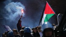 Manifestantes pro-Palestina se oponen al partido entre Italia e Israel