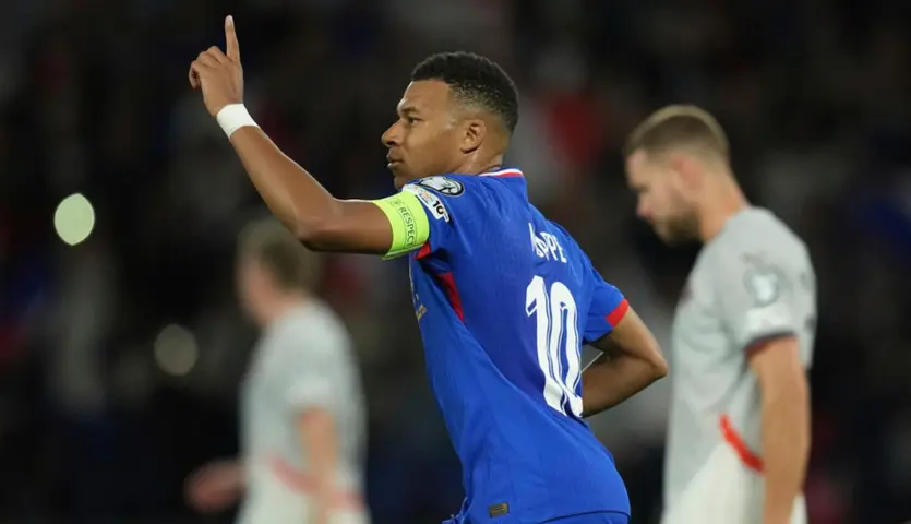 Mbappé, referente de Francia y el Real Madrid | AP