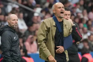 Luis Enrique implementa nueva táctica, inspirada en el rugby, para dirigir al PSG