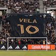 Carlos Vela recibió homenaje especial antes del LAFC vs Real Salt Lake
