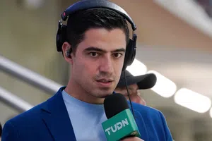 Andrés Vaca manda mensaje a sus detractores tras criticas a su narración en gol de Saint-Maximin