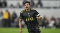 ¡El Rey de Los Ángeles! Carlos Vela es captado en divertido momento en partido de LAFC