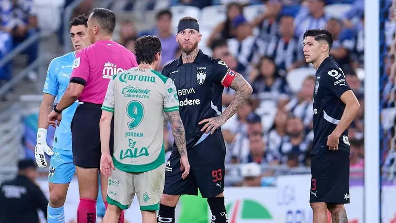 Sergio Ramos y la herida provocada por el 'Choco' Lozano en la victoria de Rayados