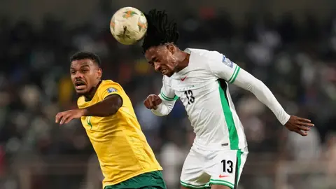 Sudáfrica posterga su clasificación al Mundial 2026 con empate ante Nigeria, que sigue con vida