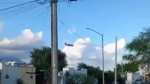 Se desploma aeronave en Parque Industrial de Nuevo León; mueren 2 personas