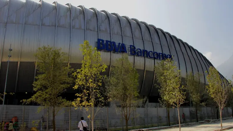 El “Gigante de Acero” cancha complicada para Santos
