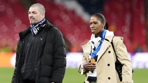 Papá de Bellingham causa polémica tras altercado con director deportivo