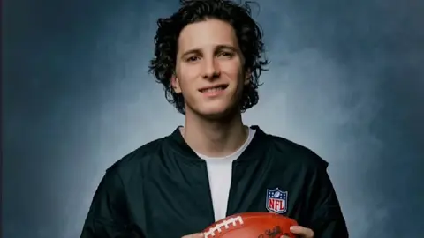 "Que chille": Robegrill debuta como analista de NFL y aficiones explota