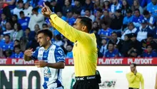 ¿Polémico? Árbitro expulsa a dos jugadores del Pachuca en menos de 10 minutos ante Cruz Azul