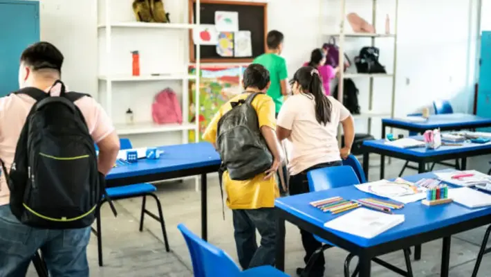 ¡Adiós a la 'e'! Congreso de Chihuahua prohíbe el lenguaje inclusivo en escuelas