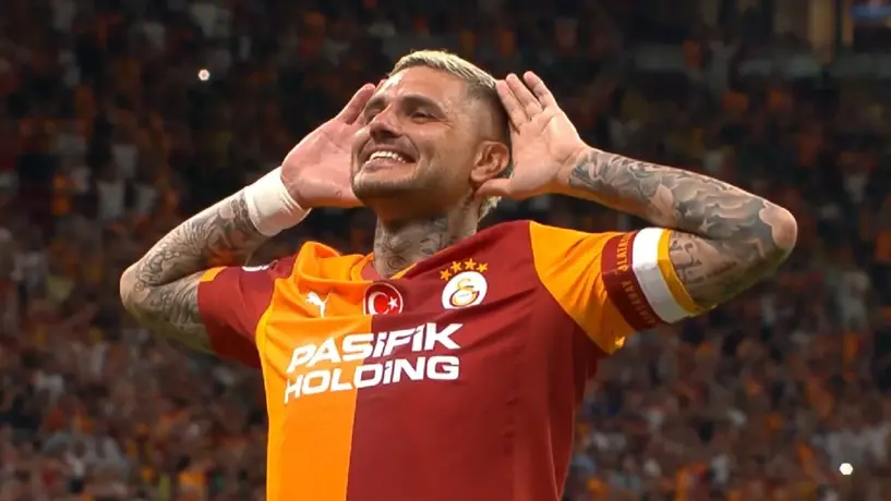 Mauro Icardi perdió la cabeza y dio cabezazo a un fan