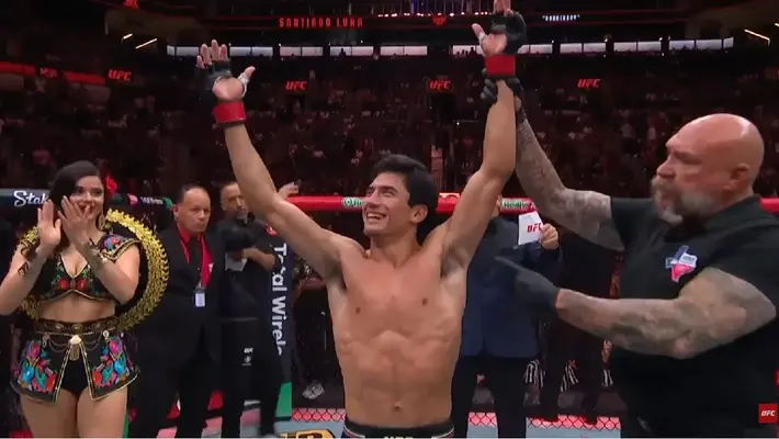 El mexicano Santiago Luna gana por nocaut en su debut en UFC y lanza emotivo mensaje
