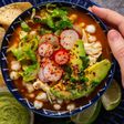 ¿Cuánto cuesta hacer pozole para el 15 de septiembre?