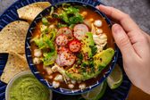 ¿Cuánto cuesta hacer pozole para el 15 de septiembre?