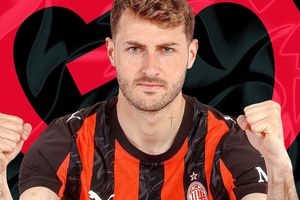 Leyenda del AC Milan elogia a Santiago Giménez