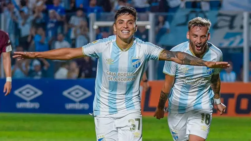 Gallos Blancos ficha delantero argentino con miras a corregir su rumbo en el Apertura 2025