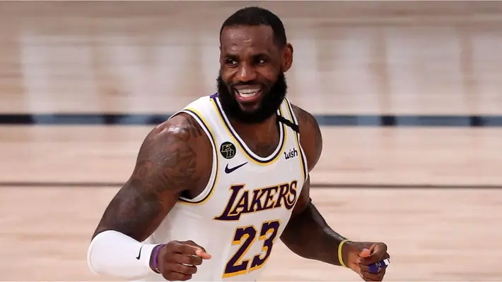 LeBron James protagoniza estos memes tras su “decisión final”