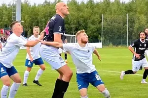 ¡Histórico! Pavel Podkolzin, exjugador de NBA, se convierte en el futbolista más alto