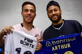 Neymar y Arthur Melo se reúnen en Brasil con recuerdos de Barcelona