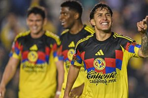 América, con noche espectacular de Zendejas, remonta y golea a los Pumas