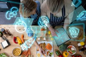 ChatGPT ya puede pedir la comida por ti en aplicaciones: Paso a paso