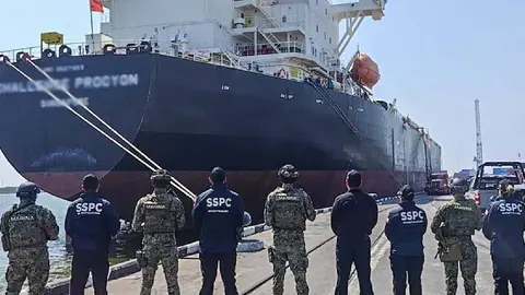Detienen a 14 personas por huachicol; entre ellos, marinos en activo y empresarios