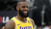 ¡Jugó con todos! LeBron James no se retira; "The Second Decision" fue un comercial