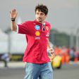 Charles Leclerc frustrado por el rendimiento de Ferrari: "Ni siquiera hemos mejorado"