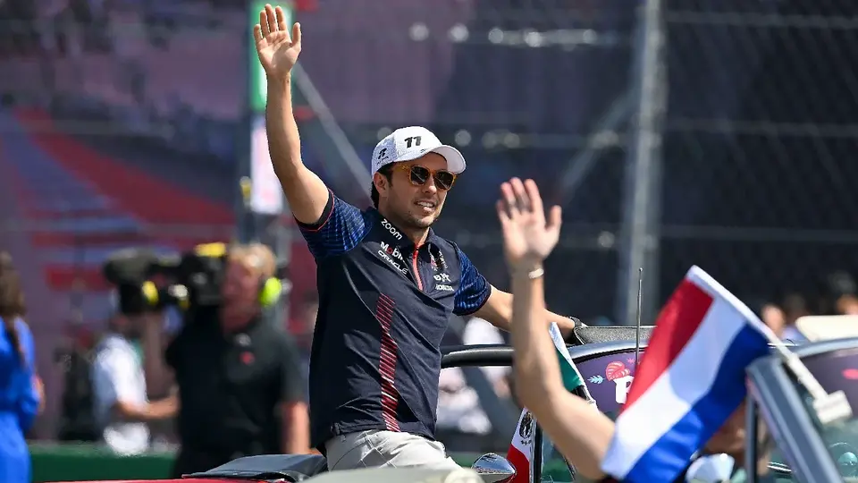 ¿Por qué Cadillac prefirió a Checo Pérez y no a un piloto de EE.UU. en su debut en la F1?