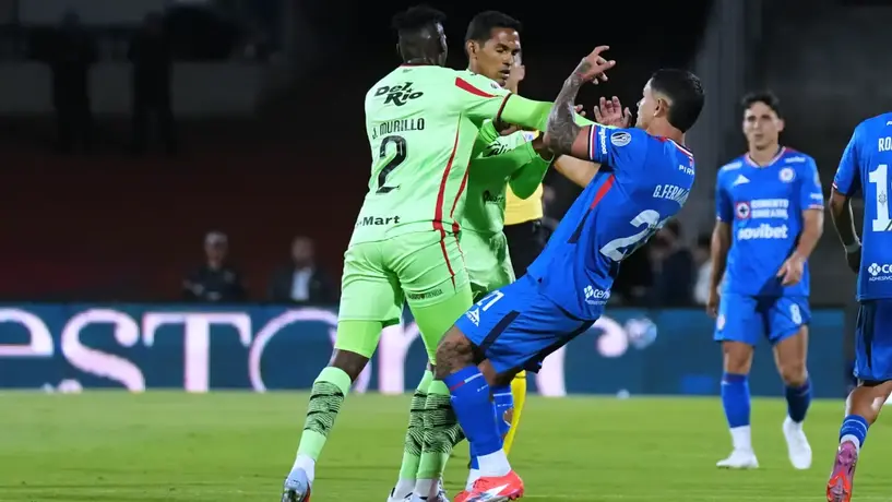 ¿Hubo golpes? Se desata pelea al final del Cruz Azul vs Juárez