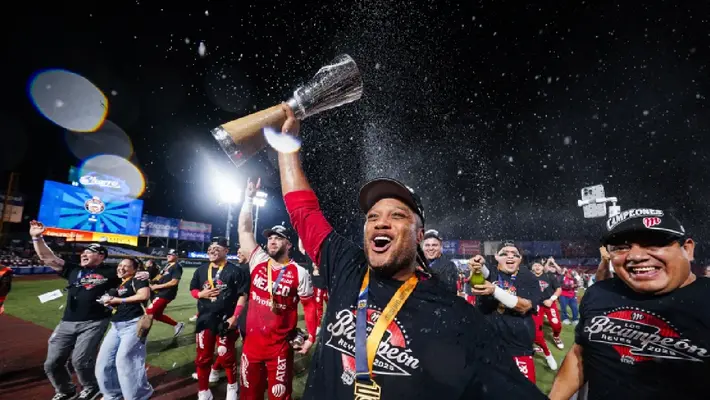 Lorenzo Bundy habla sobre el futuro de Robinson Canó tras el bicampeonato de Diablos Rojos