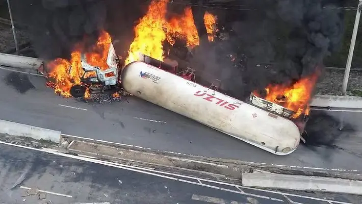 Pipa de gas que explotó en Iztapalapa no tenía seguro vigente para operar