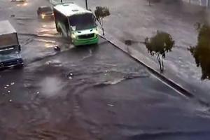 Lluvias y granizo paralizan la CDMX: alcaldías en alerta y transporte afectado