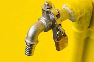 Darán 20 años de cárcel a quien robe agua en la CDMX